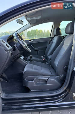 Хетчбек Volkswagen Golf Plus 2010 в 