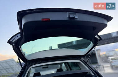 Хетчбек Volkswagen Golf Plus 2010 в 