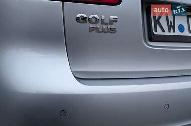 Хетчбек Volkswagen Golf Plus 2006 в 