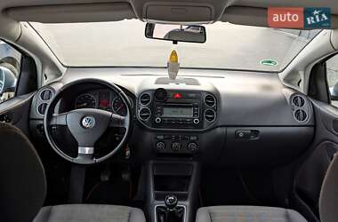 Хетчбек Volkswagen Golf Plus 2006 в 