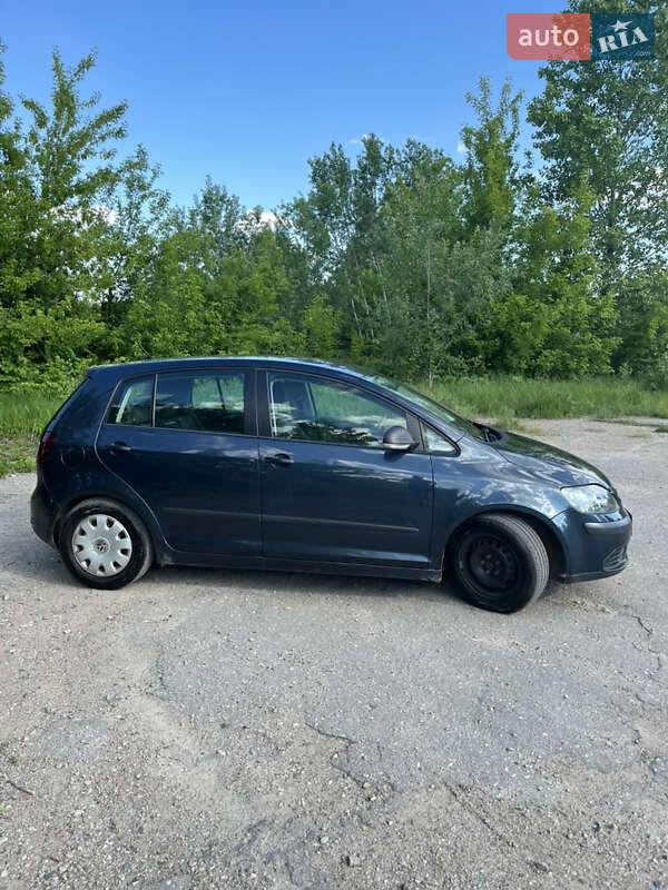 Хэтчбек Volkswagen Golf Plus 2007 в Василькове