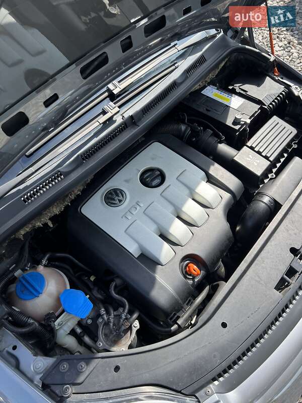 Хетчбек Volkswagen Golf Plus 2005 в Смілі