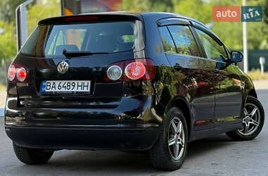 Хэтчбек Volkswagen Golf Plus 2005 в 