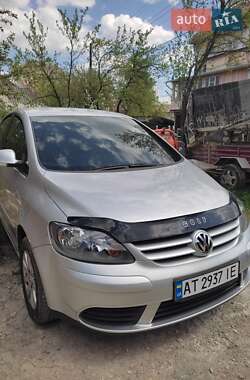 Хетчбек Volkswagen Golf Plus 2006 в Косові
