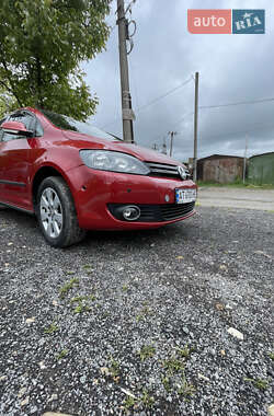 Хетчбек Volkswagen Golf Plus 2010 в 
