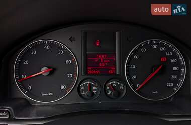 Хэтчбек Volkswagen Golf Plus 2006 в 