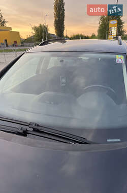 Хэтчбек Volkswagen Golf Plus 2010 в 