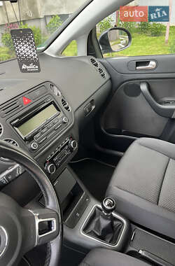 Хэтчбек Volkswagen Golf Plus 2010 в 