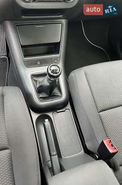 Хэтчбек Volkswagen Golf Plus 2010 в 