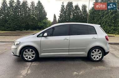Хэтчбек Volkswagen Golf Plus 2005 в 