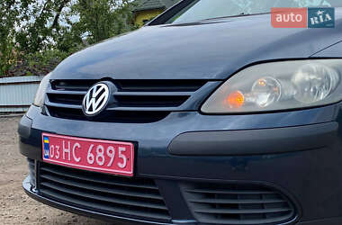 Хэтчбек Volkswagen Golf Plus 2005 в 