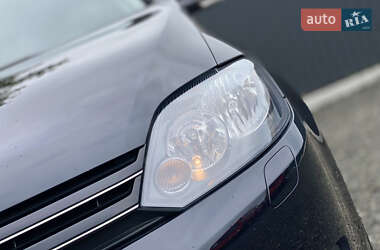 Хэтчбек Volkswagen Golf Plus 2009 в 