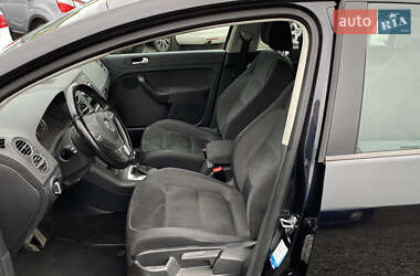 Хэтчбек Volkswagen Golf Plus 2009 в 