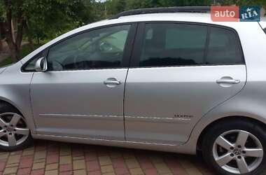 Хэтчбек Volkswagen Golf Plus 2008 в 