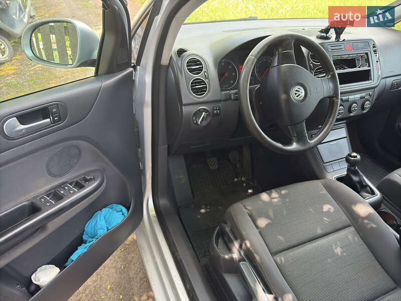 Хетчбек Volkswagen Golf Plus 2005 в Овручі