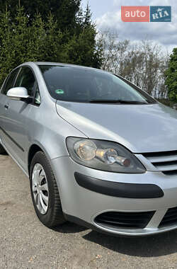 Хэтчбек Volkswagen Golf Plus 2005 в 
