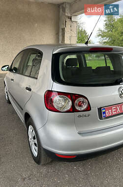 Хэтчбек Volkswagen Golf Plus 2005 в 