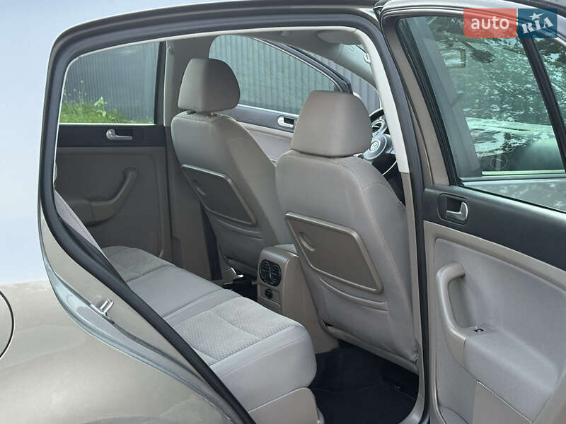 Хэтчбек Volkswagen Golf Plus 2010 в Львове