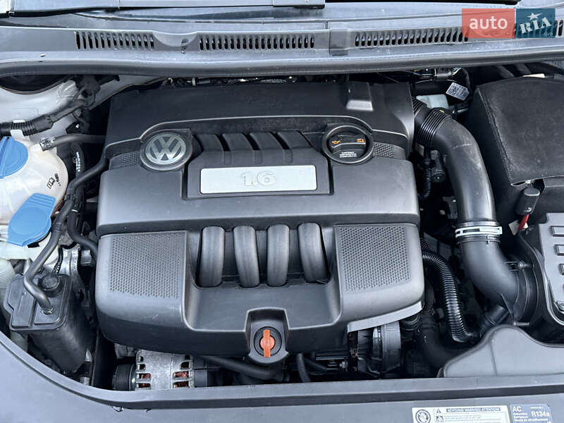 Хэтчбек Volkswagen Golf Plus 2010 в Львове