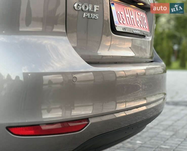 Хэтчбек Volkswagen Golf Plus 2010 в Львове