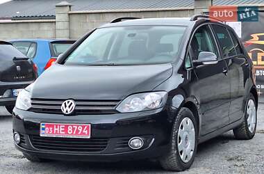 Хэтчбек Volkswagen Golf Plus 2010 в Ровно