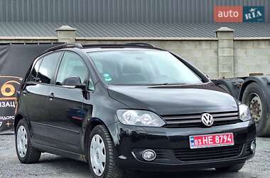 Хэтчбек Volkswagen Golf Plus 2010 в 