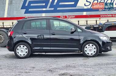 Хэтчбек Volkswagen Golf Plus 2010 в 