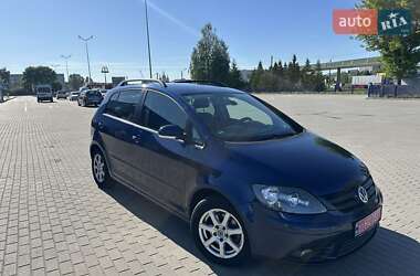 Хэтчбек Volkswagen Golf Plus 2008 в 
