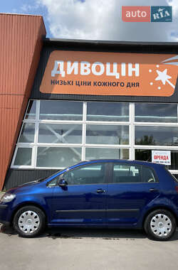 Хэтчбек Volkswagen Golf Plus 2005 в 
