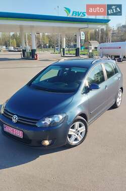 Хэтчбек Volkswagen Golf Plus 2009 в 