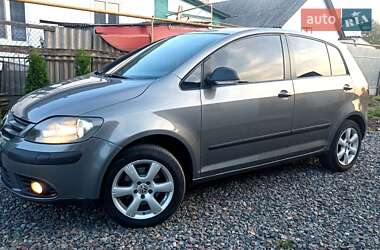 Хэтчбек Volkswagen Golf Plus 2007 в 