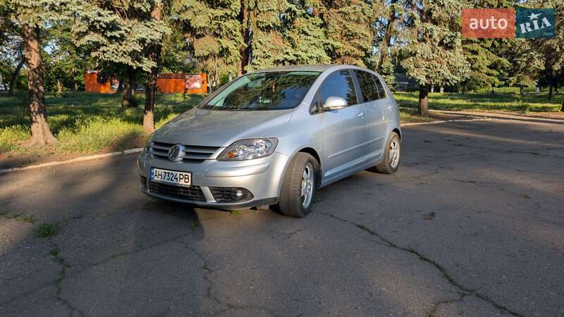 Хэтчбек Volkswagen Golf Plus 2007 в Дружковке
