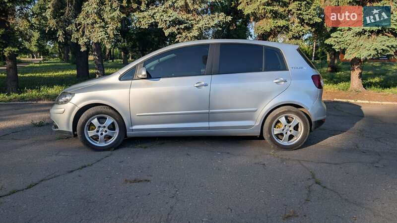 Хэтчбек Volkswagen Golf Plus 2007 в Дружковке