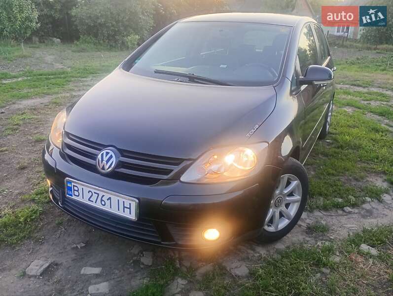 Хэтчбек Volkswagen Golf Plus 2007 в 
