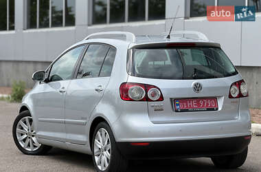 Хэтчбек Volkswagen Golf Plus 2009 в 