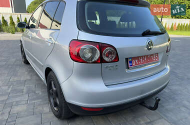 Хетчбек Volkswagen Golf Plus 2008 в 