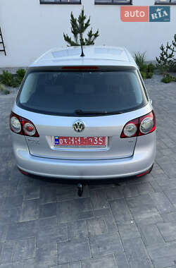 Хетчбек Volkswagen Golf Plus 2008 в 