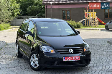 Хетчбек Volkswagen Golf Plus 2006 в 