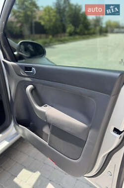 Хэтчбек Volkswagen Golf Plus 2006 в 