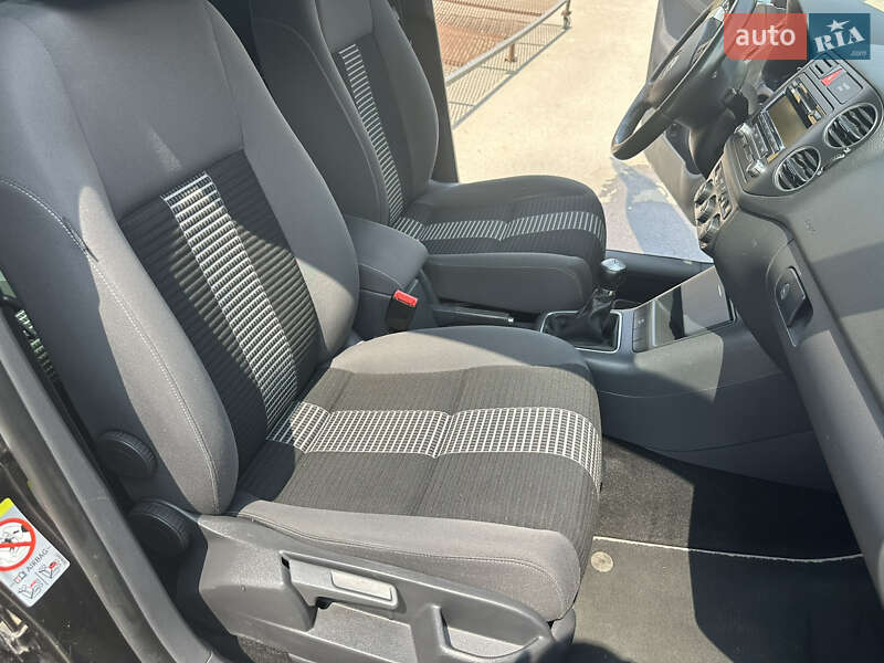 Хетчбек Volkswagen Golf Plus 2009 в Ніжині