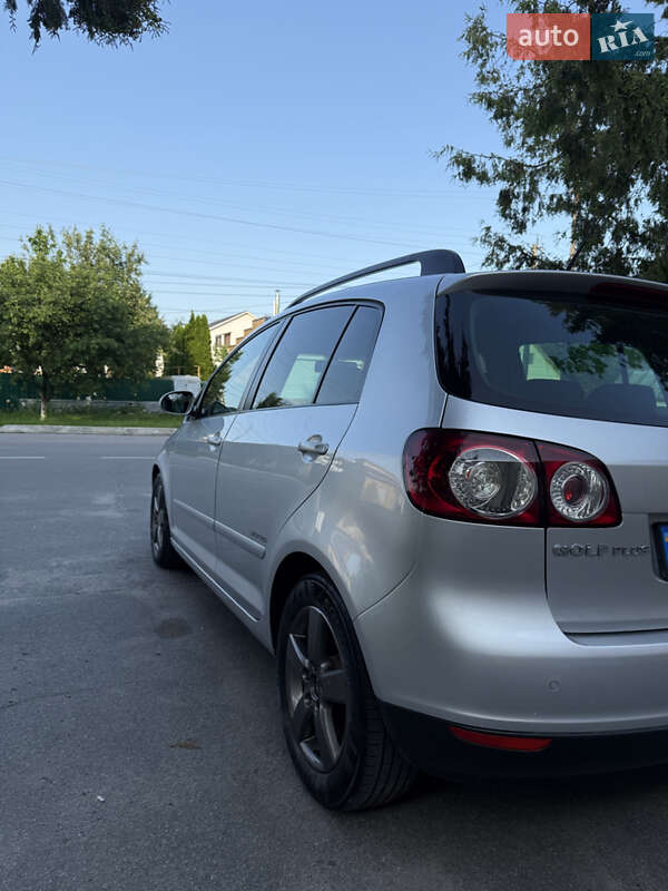 Хетчбек Volkswagen Golf Plus 2008 в Вінниці