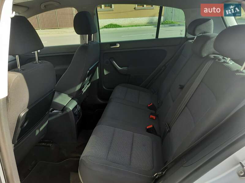 Хетчбек Volkswagen Golf Plus 2011 в Мукачевому фото 14 Хетчбек Volkswagen Golf Plus 2011 в Мукачевому