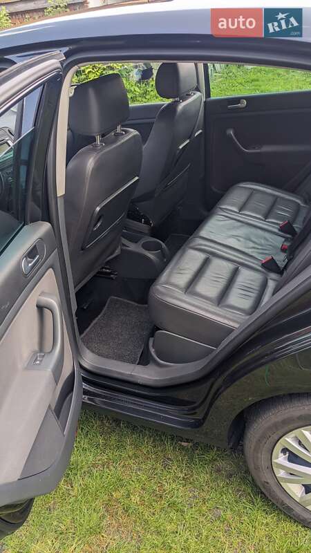 Хетчбек Volkswagen Golf Plus 2007 в Володимирці фото 2 Хетчбек Volkswagen Golf Plus 2007 в Володимирці