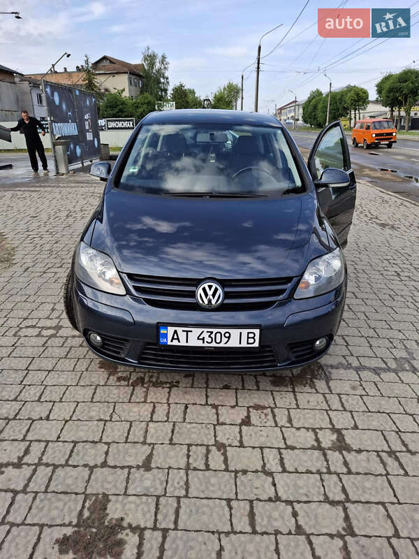 Хэтчбек Volkswagen Golf Plus 2007 в Ивано-Франковске
