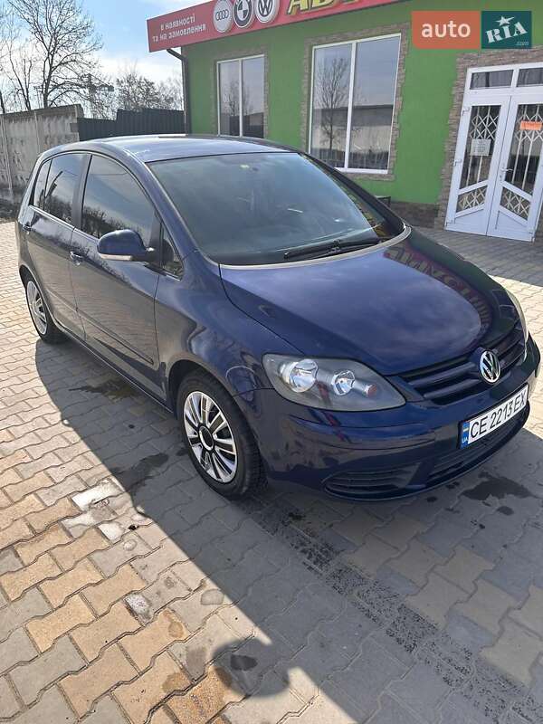 Хетчбек Volkswagen Golf Plus 2006 в Новодністровську