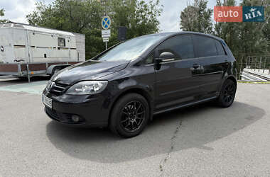 Хэтчбек Volkswagen Golf Plus 2008 в 