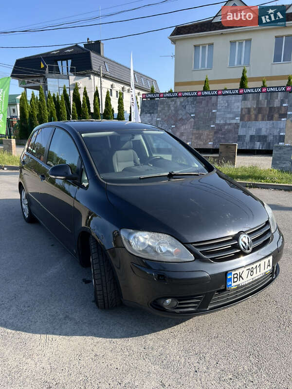 Хетчбек Volkswagen Golf Plus 2007 в Рівному