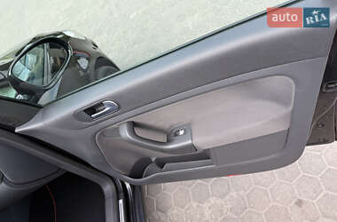 Хэтчбек Volkswagen Golf Plus 2006 в 