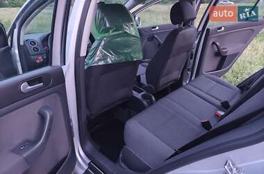 Хэтчбек Volkswagen Golf Plus 2005 в 
