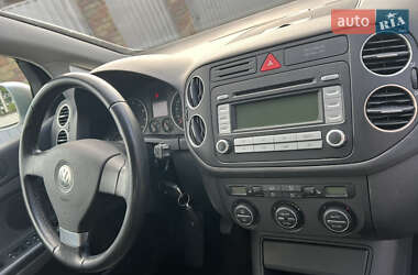 Хэтчбек Volkswagen Golf Plus 2006 в 